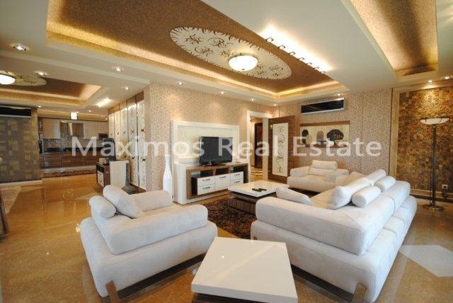 Villa for Sale in Kemer – dining area (image 6)