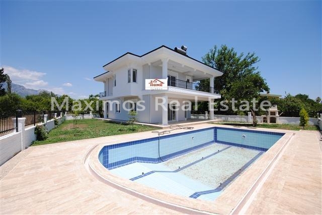 Private Villa for Sale in Kemer – bedroom (image 4)