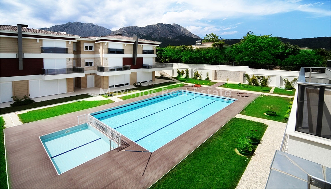 House for Sale in Kemer – dining area (image 6)