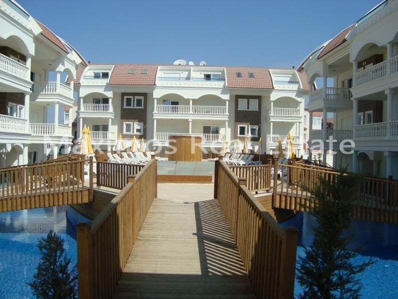 Property for Sale in Side Turkey – pool area (image 9)