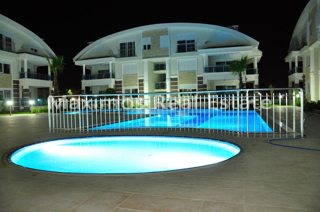 Properties for Sale in Side – dining area (image 6)