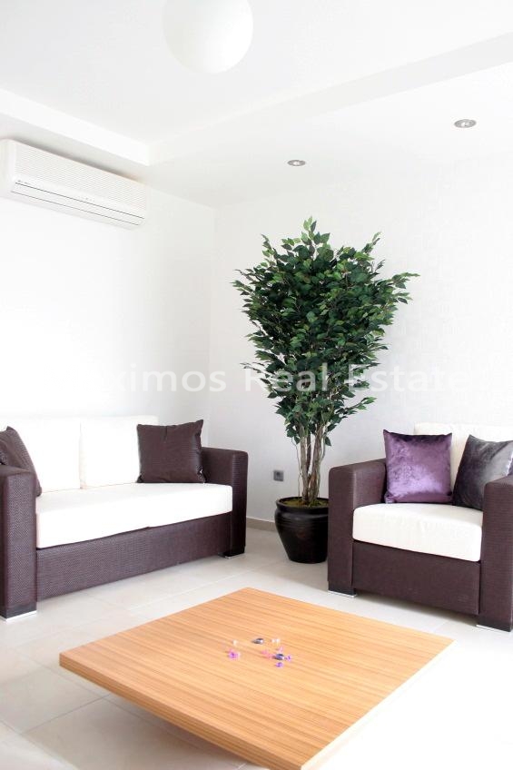 Villa for Sale in Side Turkey – master bedroom (image 16)
