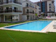 High-quality Apartments with Private Facilities in Belek – pool area (image 9)