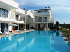 Garden-level Residence with Terrace Options in Belek – bedroom (image 4)