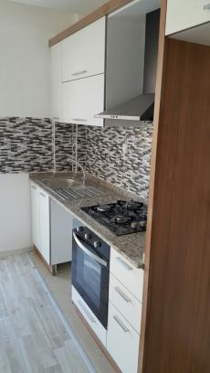 Residential Apartment with Mountain Views Near Konyaalti Beach – dining area (image 6)