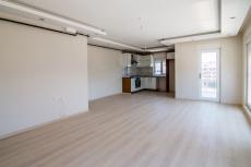 Modern Residential Property Located Near Antalya Coastline – guest room (image 17)