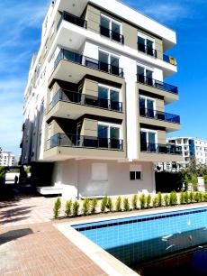 Move-in Ready Residential Apartments in Secure Compound Antalya – kitchen area (image 3)