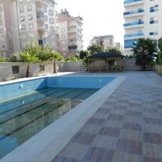 Residential Apartment Close to Akdeniz University Konyaalti – living room (image 2)