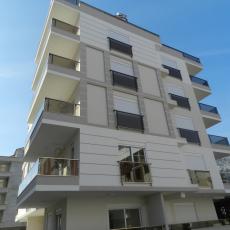 Residential Apartment in Antalya Konyaalti Region – kitchen area (image 3)