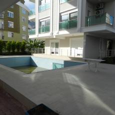 Newly Built Residential Apartment in Antalya Konyaalti – dining area (image 6)