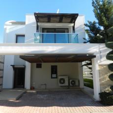 Modern Semi-detached Villa in Antalya Kundu – living room (image 2)
