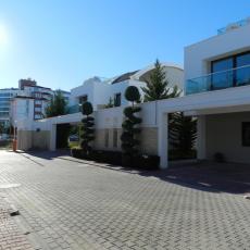 Modern Semi-detached Villa in Antalya Kundu – garden view (image 8)