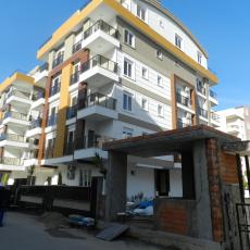 Stylish Residential Property Near Antalya Coastline – bedroom (image 4)