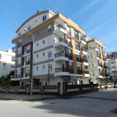 Stylish Residential Property Near Antalya Coastline – kitchen area (image 3)