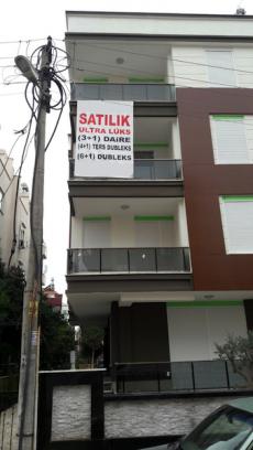 Houses for Sale in Antalya City Center – living room (image 2)