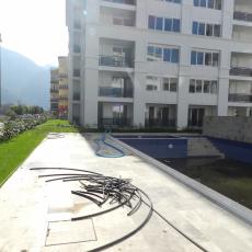Quality Flats for Sale in Antalya Residential Areas – pool area (image 9)