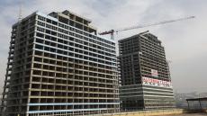 Feature-rich Residential Property in Istanbul – garden view (image 8)