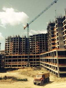 Installment Payment Real Estate in Istanbul – pool area (image 9)