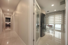 Property for Sale in Istanbul – entrance (image 15)