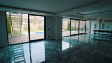 Exclusive Villa Offering Bosphorus Views and Premium Living – terrace (image 25)