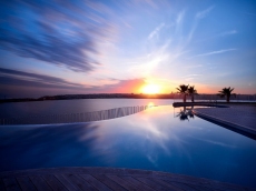 Modern Residential Development Surrounded by Natural Landscapes – exterior view (image 1)