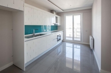 Urban Apartments Providing Strong Residential Demand in Zeytinburnu – guest room (image 17)