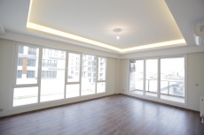 Affordable Residential Apartments with Strong City Accessibility – terrace (image 25)
