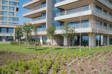 Coastal City Apartments Offering Panoramic Sea Views in Istanbul – exterior view (image 1)