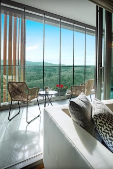 Premium Residential Apartments Surrounded by Nature in Beykoz – balcony (image 10)