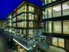 Premium Apartment with Direct Bosphorus Views in Historic Uskudar – kitchen area (image 3)