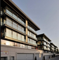 Premium Apartment with Direct Bosphorus Views in Historic Uskudar – exterior view (image 1)