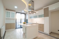 Brand New Five Bedroom Sea View Villa Offering Spacious Coastal Living in Beylikduzu – guest room (image 17)