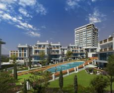 Private Villa for Sale in Istanbul – bedroom (image 4)