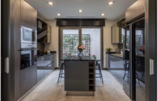 Villa for Sale in Istanbul – coastal view (image 13)
