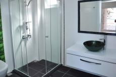 Sea View Luxury Villa for Sale in Kalkan Center – master bedroom (image 16)