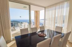 Furnished Luxury Villa for Sale in Kalkan – master bedroom (image 16)