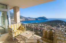 Furnished Luxury Villa for Sale in Kalkan – bedroom (image 4)