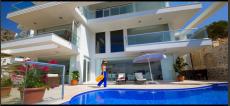 Exclusive Luxury Sea View Property for Sale in Kalkan – living room (image 2)