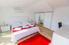 Furnished Luxury Villa for Sale in Kalkan – terrace (image 7)