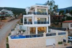 Beautiful Sea View Villa for Sale in Kalkan – living room (image 2)