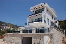 Beautiful Sea View Villa for Sale in Kalkan – kitchen area (image 3)