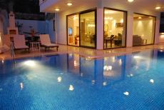Beautiful Sea View Villa for Sale in Kalkan – bedroom (image 4)