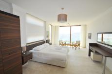 Room interior with hill position natural ventilation through layout