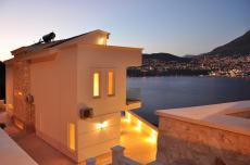 Exclusive Luxury Sea View Villa Near the Beach in Kalkan – bedroom (image 4)