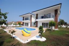 Apartment for Sale in Kemer – kitchen area (image 3)