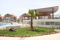 Villa for Sale in Side Turkey – terrace (image 7)