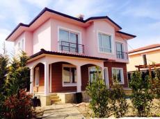 Luxury Villa for Sale in Yalova Turkey – bedroom (image 4)